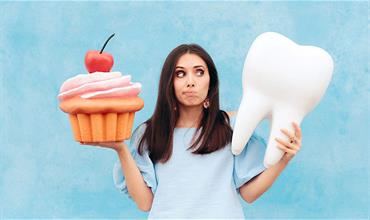 با مهمترین مواد غذایی مفید و مضر برای سلامت دندان‌ها آشنا شوید.